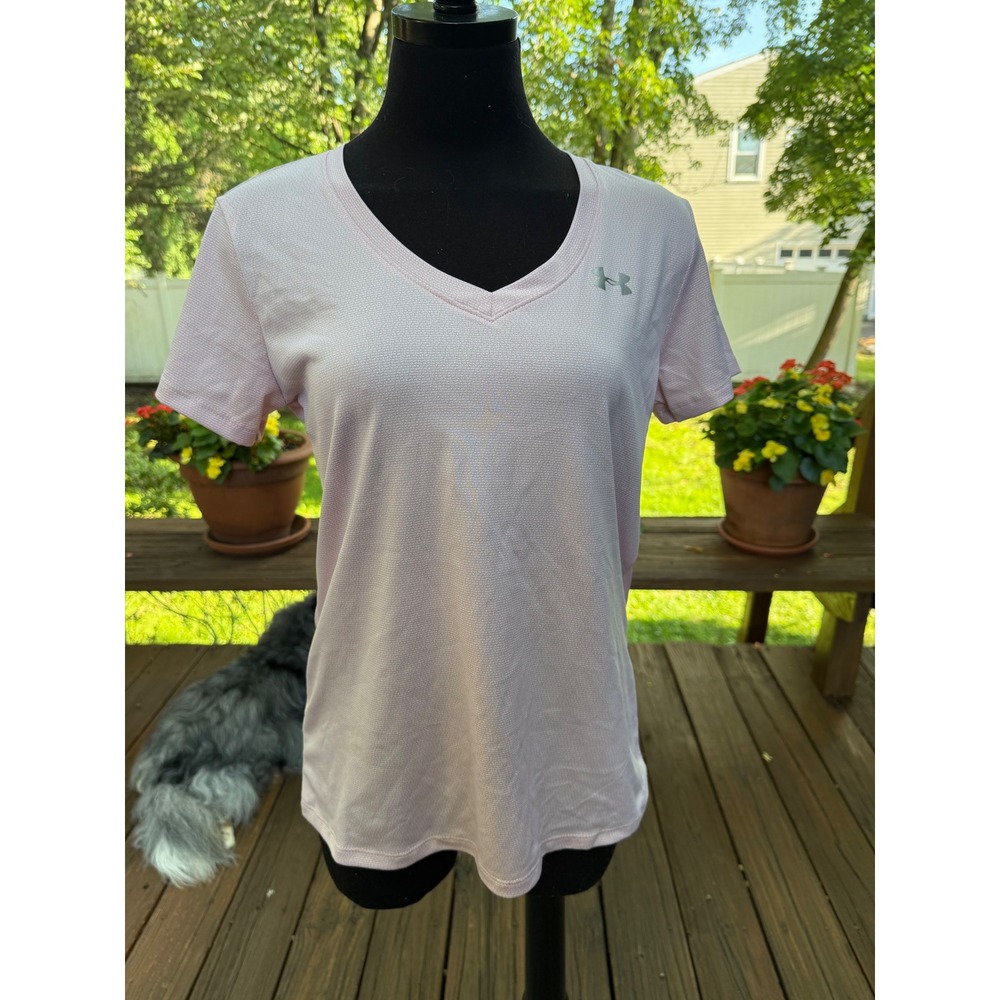 Under Armour HeatGear Pink V-Neck Short Sleeve Training Shirt Small Loose Fit